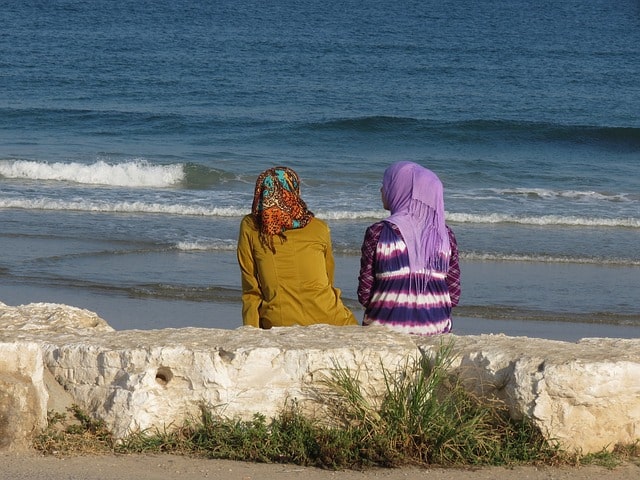 Conservative Egyptian singles